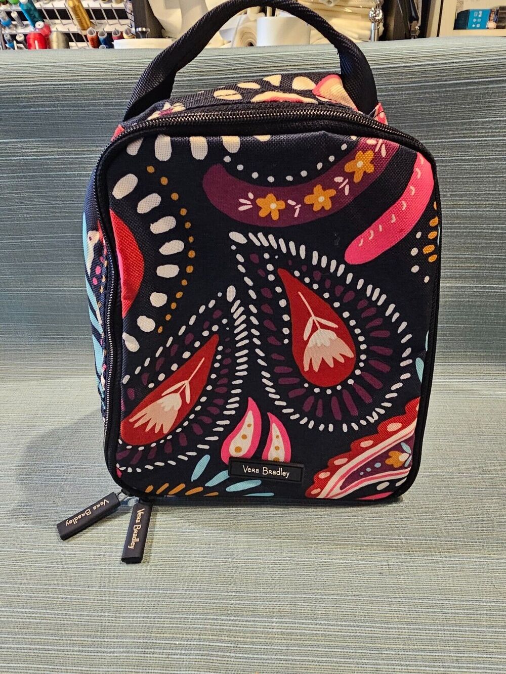 NWOT Vera Bradley LUNCH BUNCH LIGHTEN UP PAINTED PAISLEY insulated bag